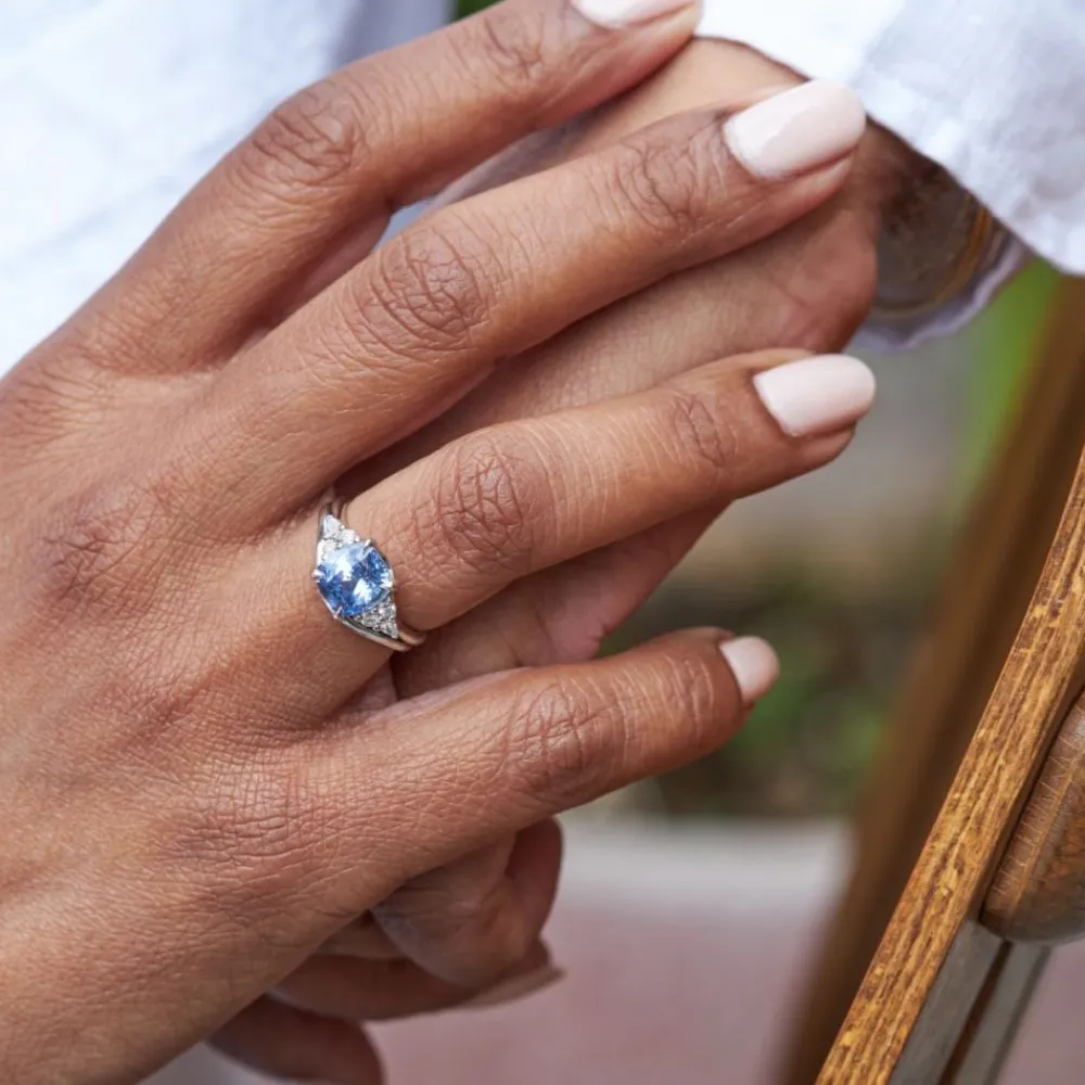 Dinny Hall Edie 18K Fine Cornflower Blue Sapphire & Diamond Ring