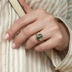 Dinny Hall Edie 18K Fine Peacock Sapphire & Diamond Ring