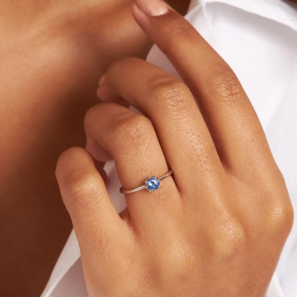 Dinny Hall Ellie 18K Fine Cornflower Blue Sapphire Solitaire Ring
