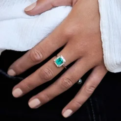 Dinny Hall Heni 18K Fine Vivid Green Emerald & Diamond Ring