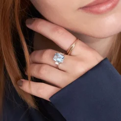 Dinny Hall Mae West 18K Fine Aquamarine & Diamond Ring