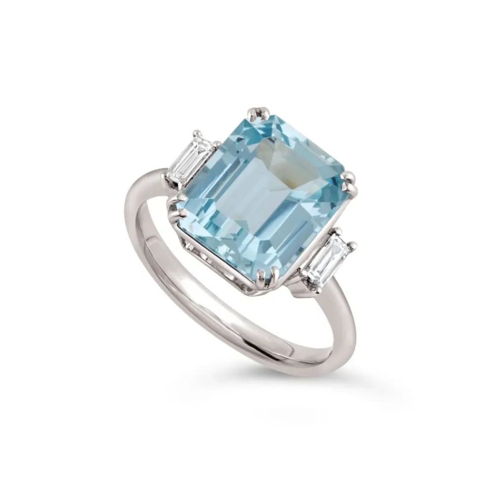 Dinny Hall Mae West 18K Fine Aquamarine & Diamond Ring