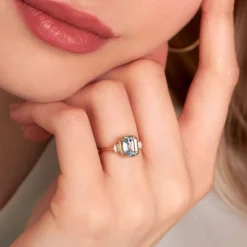 Dinny Hall Mini Mae West 18K Fine Aquamarine & Diamond Ring