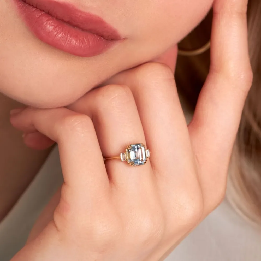 Dinny Hall Mini Mae West 18K Fine Aquamarine & Diamond Ring