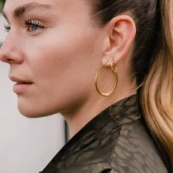 Dinny Hall Signature Medium Tapering Click Hoops
