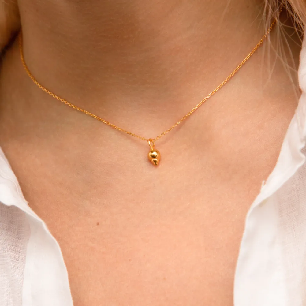 Dinny Hall Thalassa Mini Shell Pendant